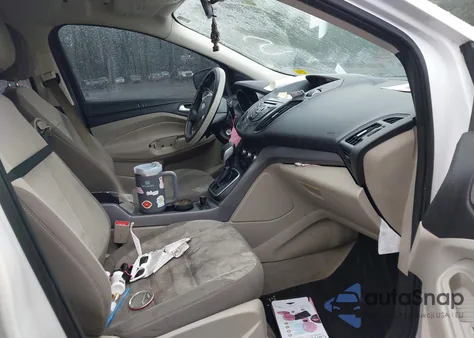 2013 Ford Escape Se z USA, uszkodzony, nr VIN 1FMCU9GX6DUD81873